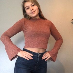 Cropped Bell Sleeves Top
